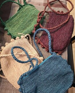 Petit sac chic rond fait main rafia